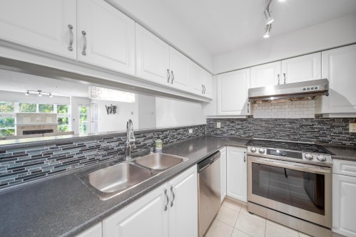 302-8728 Marine Drive Sw, Vancouver, BC 