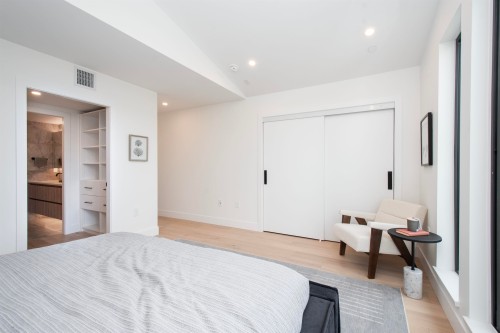 4150 Columbia Street, Vancouver, BC 