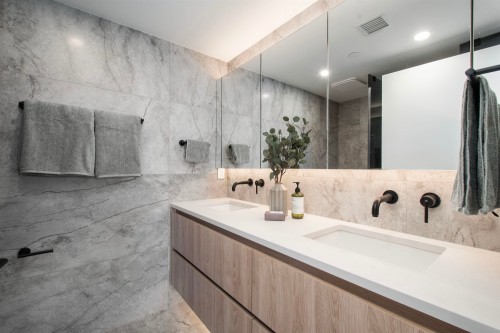 4150 Columbia Street, Vancouver, BC 