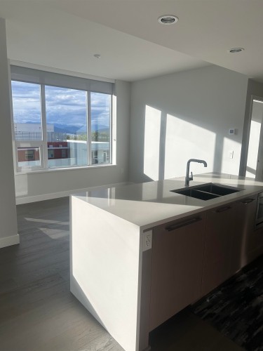 1406-5410 Shortcut Road, Vancouver, BC 