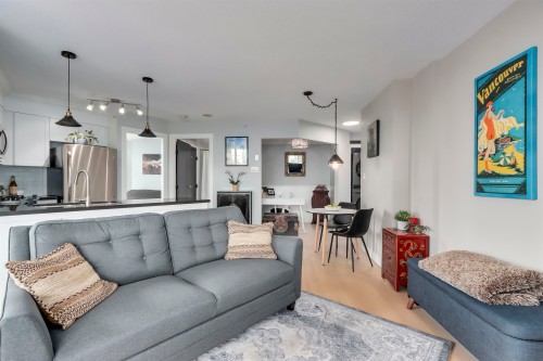 1102-501 Pacific Street  Vancouver, BC V6Z 2X6