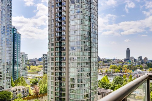 1102-501 Pacific Street, Vancouver, BC 