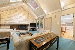 3535 47th Avenue W Vancouver, BC V6N 3N9