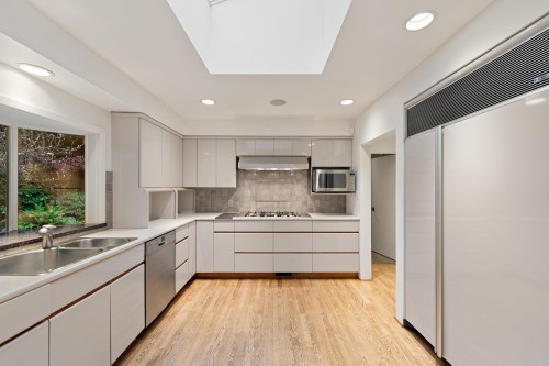 3535 47Th Avenue W, Vancouver, BC 