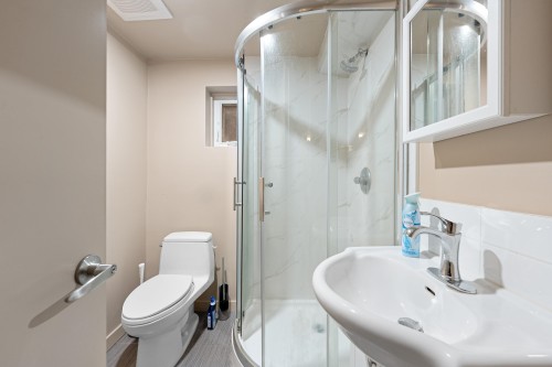 3535 47Th Avenue W, Vancouver, BC 