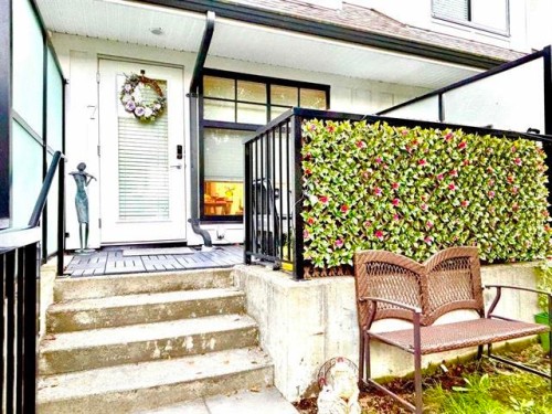 7-5122 Canada Way, Burnaby, BC 