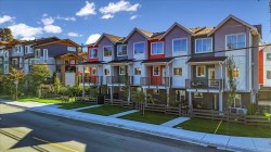 1-10392 240a Street  Maple Ridge, BC V2W 1G3