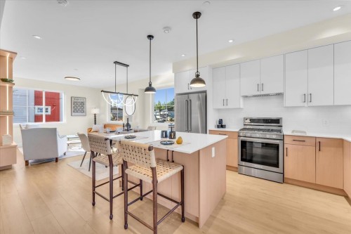 1-10392 240A Street, Maple Ridge, BC 