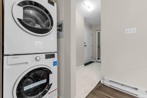 217-7633 St. Albans Road, Richmond, BC 