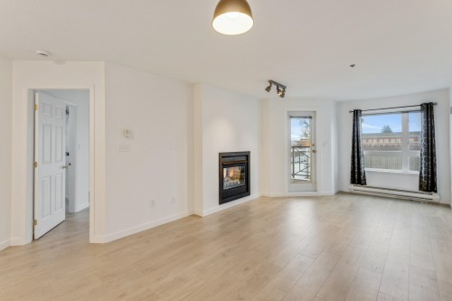 307-2335 Whyte Avenue, Port Coquitlam, BC 