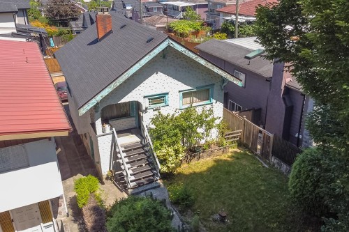1165 33Rd Avenue E, Vancouver, BC 