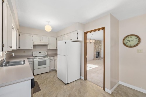 1605 Hemlock Place, Port Moody, BC 