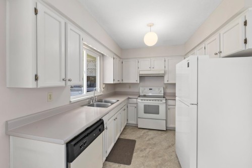 1605 Hemlock Place, Port Moody, BC 