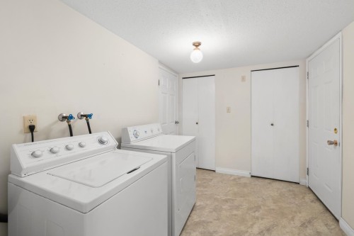 1605 Hemlock Place, Port Moody, BC 