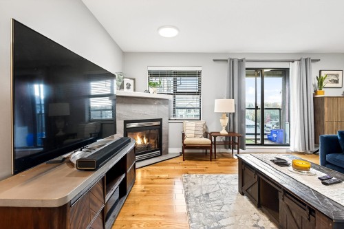 403-260 Newport Drive, Port Moody, BC 