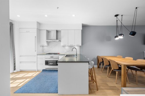 6-1133 Ridgewood Drive, North Vancouver, BC 