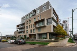 403-5733 Alberta Street  Vancouver, BC V5Y 0M3