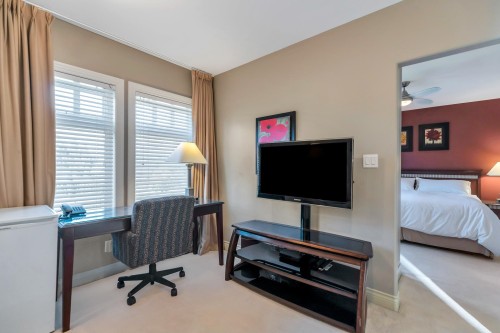 5062 Granville Street, Vancouver, BC 