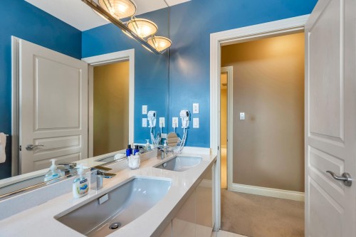 5062 Granville Street, Vancouver, BC 