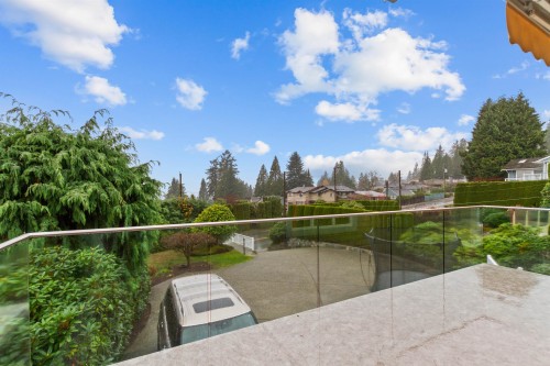 3782 Lonsdale Avenue, North Vancouver, BC 