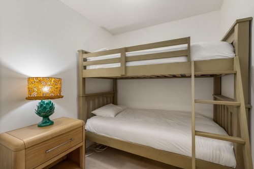 310-2221 Gondola Way, Whistler, BC 