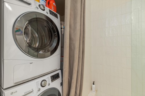 310-2221 Gondola Way, Whistler, BC 