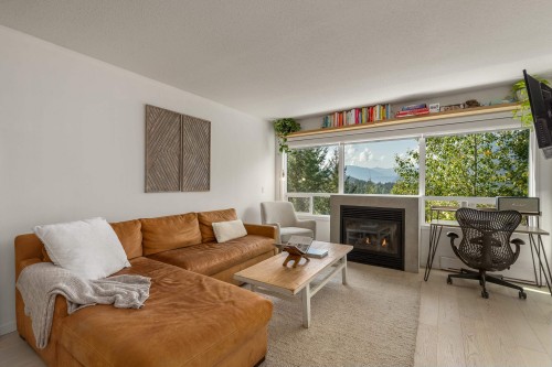 310-2221 Gondola Way, Whistler, BC 