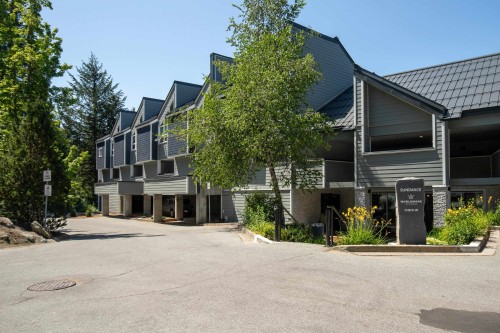 310-2221 Gondola Way, Whistler, BC 