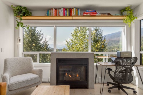 310-2221 Gondola Way, Whistler, BC 