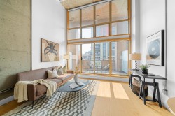 413-1529 6th Avenue W Vancouver, BC V6J 1R1