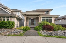 3382 Darwin Avenue  Coquitlam, BC V3B 0C9