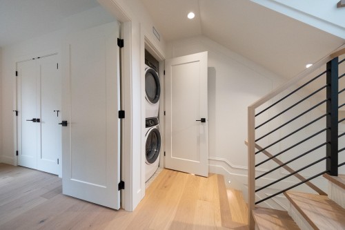 1-2154 E. 6 Avenue, Vancouver, BC 