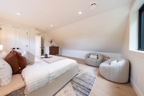 1-2154 E. 6 Avenue, Vancouver, BC 