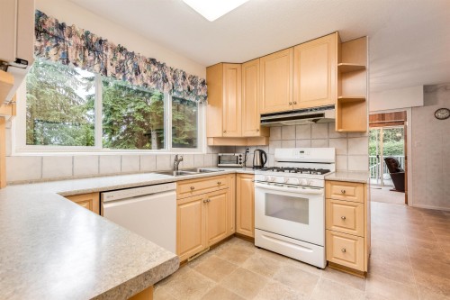 3005 Fleet Street, Coquitlam, BC 