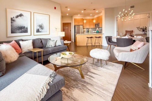 526-119 22 Street W, North Vancouver, BC 