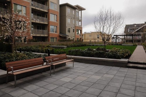 526-119 22 Street W, North Vancouver, BC 