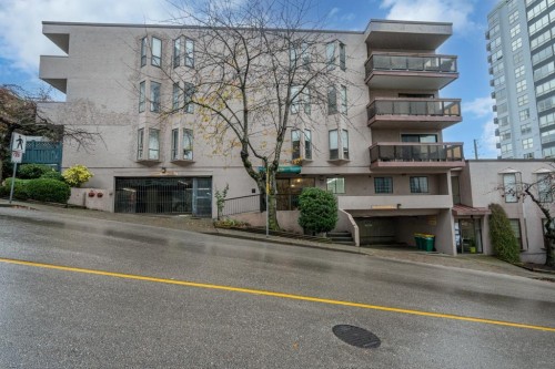 8-45 Fourth Street, New Westminster, BC 