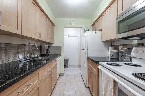 8-45 Fourth Street, New Westminster, BC 