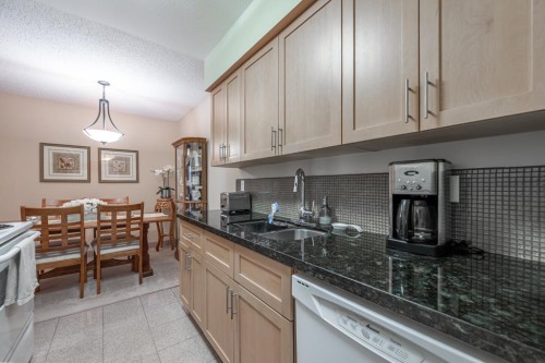 8-45 Fourth Street, New Westminster, BC 