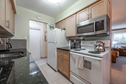 8-45 Fourth Street, New Westminster, BC 