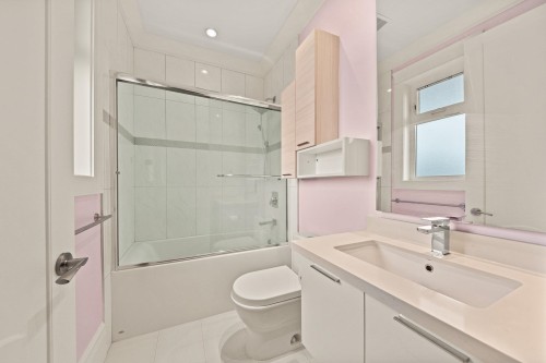 7673 Dampier Drive, Richmond, BC 