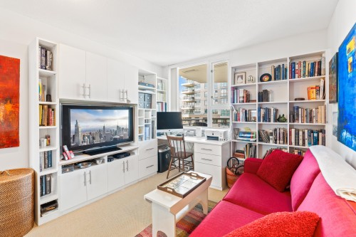 701-120 Milross Avenue, Vancouver, BC 