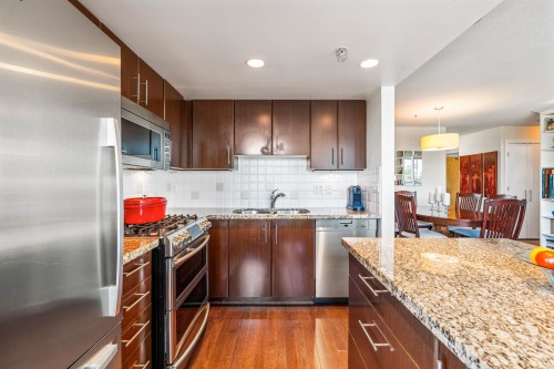 701-120 Milross Avenue, Vancouver, BC 