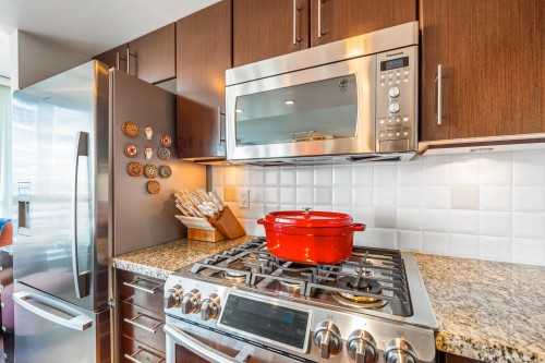 701-120 Milross Avenue, Vancouver, BC 