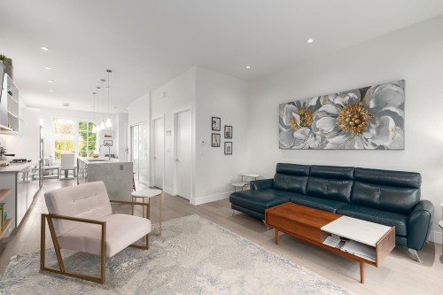 220 40Th Avenue E, Vancouver, BC 