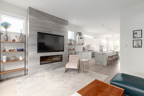 220 40Th Avenue E, Vancouver, BC 