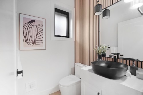 2-3310 Venables Street, Vancouver, BC 