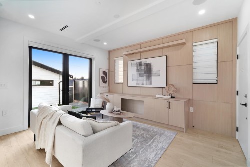 2-3310 Venables Street, Vancouver, BC 