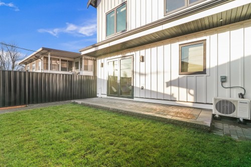 2-3310 Venables Street, Vancouver, BC 