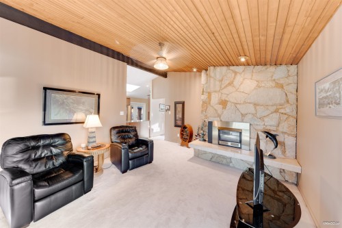 3 Crawford Bay, Port Moody, BC 